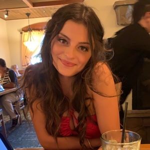 Meet your Posher, Tara